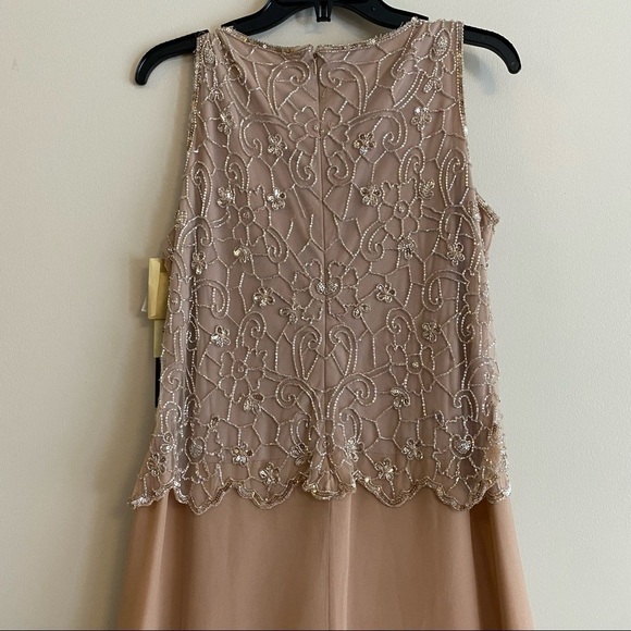 J Kara Blush Pink Beaded Sequin Embellished Sleeveless Mother of the Bride Grown - Picture 7 of 11